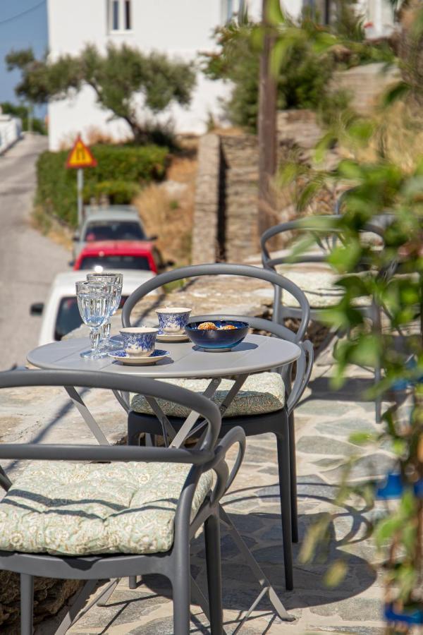 Korina'S Suites Andros Town Exterior foto