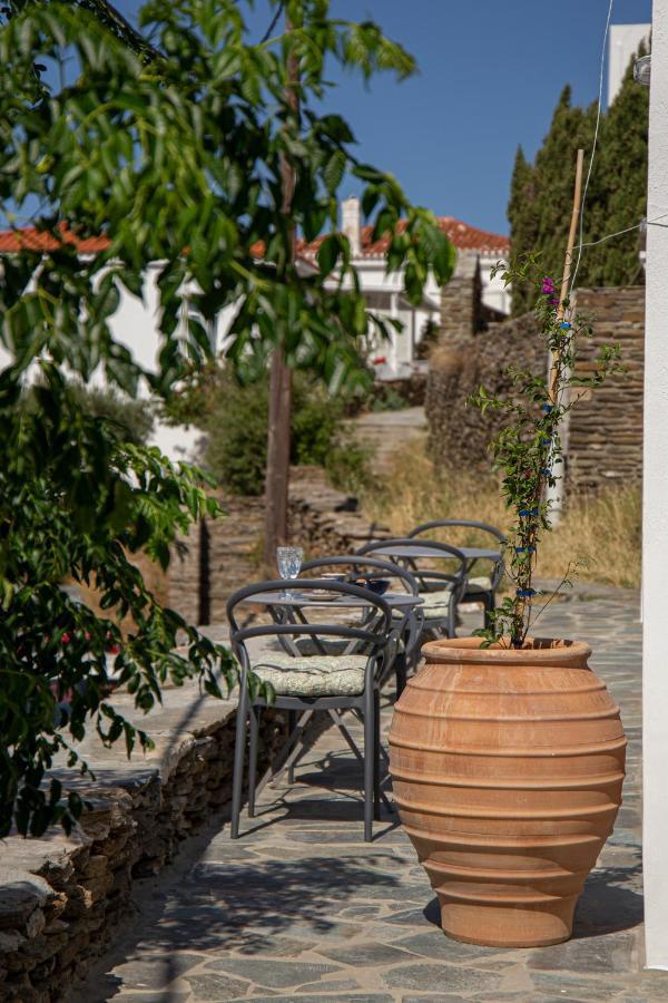 Korina'S Suites Andros Town Exterior foto